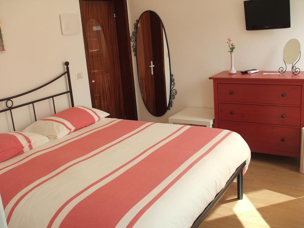B&B Zi Pasquale Porto Recanati Oda fotoğraf